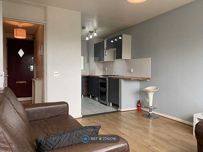 1 Bedroom Flat To Rent In Southwark Park Road, London, SE16