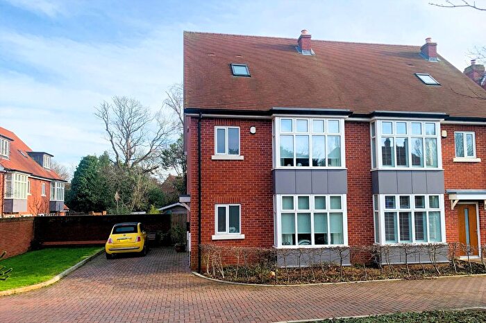 3 Bedroom Semi Detached House For Sale In Jointon Road, Folkestone, Kent, CT20