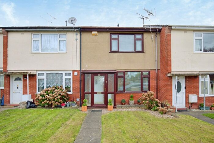 2 Bedroom Terraced House For Sale In Davenport Avenue, Crewe, Cheshire, CW2