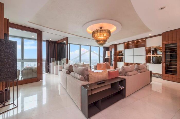 3 Bedroom Flat To Rent In The Tower, One St George Wharf, Vauxhall, SW8