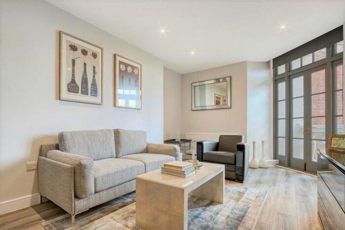 3 Bedroom Flat To Rent In Maida Vale, Maida Vale, W9