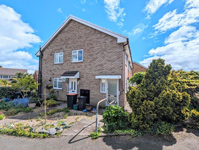 2 Bedroom Flat To Rent In Larch Grove, Malpas Park, Newport, NP20