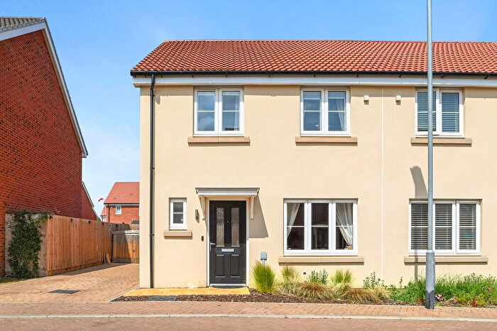 3 Bedroom Semi-Detached House For Sale In Pyes Close, Walsham-le-willows, Bury St. Edmunds, IP31
