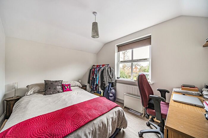 3 Bedroom Semi-detached House For Sale In West End, Woking, Surrey, GU24