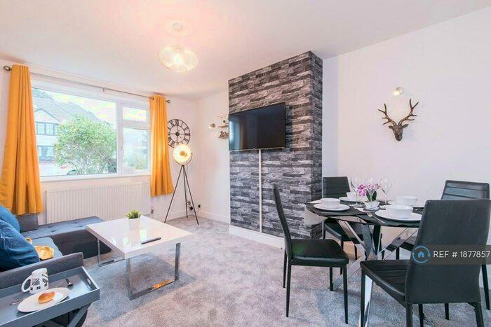 2 Bedroom Flat To Rent In Michaelmas Road, Coventry, CV3