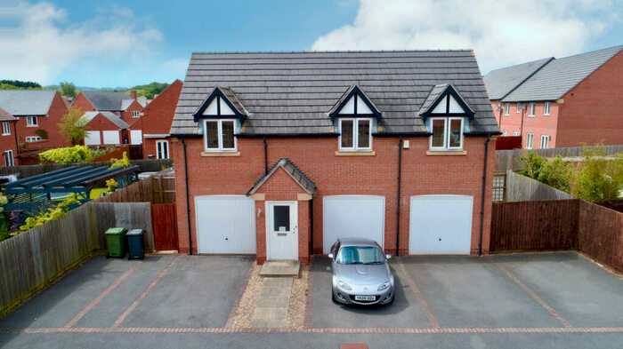 2 Bedroom Detached House For Sale In John Tiltman Drive, Loughborough, LE11