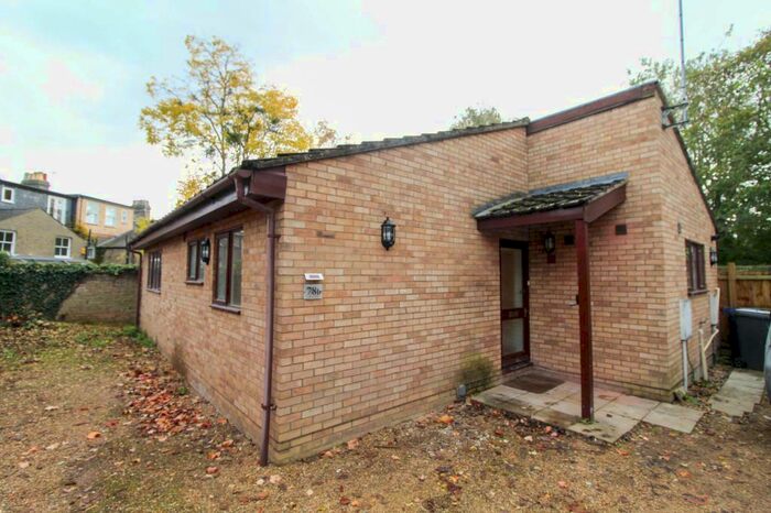 3 Bedroom Bungalow To Rent In Milton Road, Cambridge, CB4
