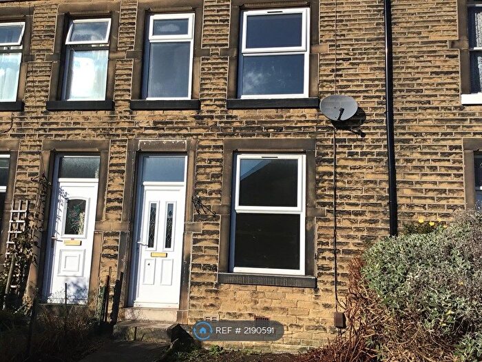 3 Bedroom Terraced House To Rent In Cadogan Avenue, Huddersfield, HD3