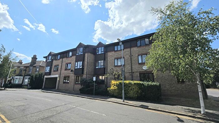 1 Bedroom Flat To Rent In Verity House, Romford, Romford, Essex, RM7