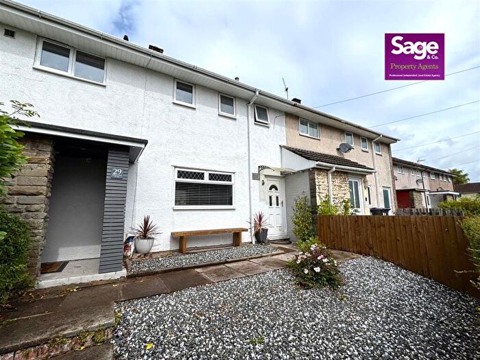 3 Bedroom Terraced House For Sale In Bryncelyn Road, Pontnewydd, Cwmbran, NP44