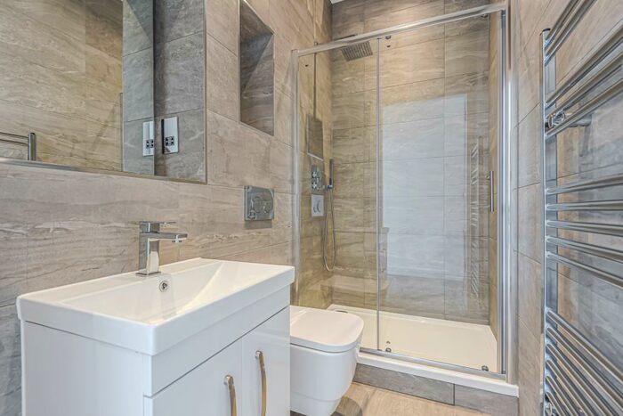 1 Bedroom Apartment To Rent In Bracknell, Berkshire, RG12