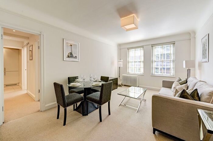 2 Bedroom Flat To Rent In Fulham Road, South Kensington, SW3