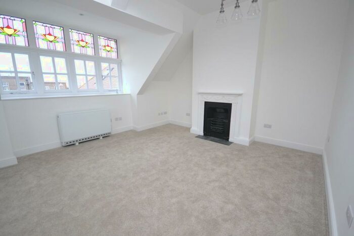 1 Bedroom Flat To Rent In High Street West Wickham, BR4