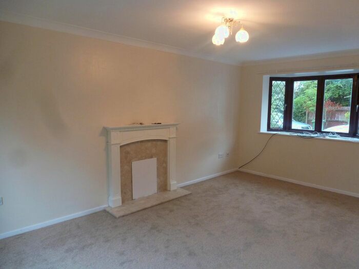 4 Bedroom Property To Rent In Jackson Close, Oadby, Leicester LE2