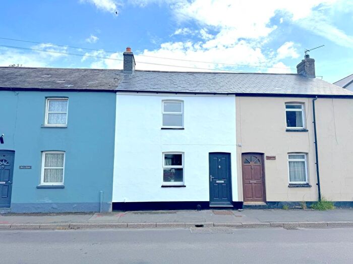 2 Bedroom Terraced House For Sale In Pwllhobi Terrace, Llanbadarn Fawr, Aberystwyth, SY23