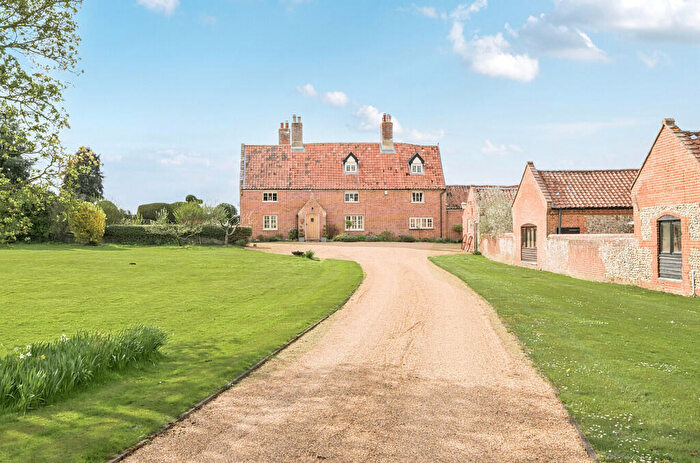 5 Bedroom Farm House For Sale In Low Common, Deopham, NR18