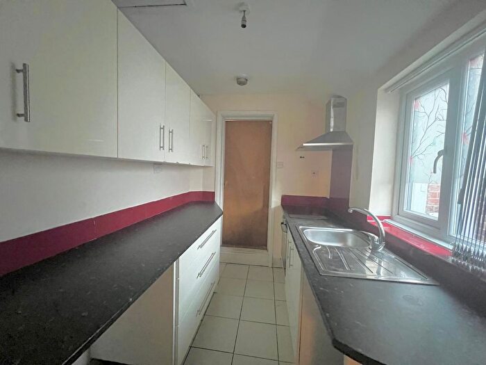 3 Bedroom Terraced House To Rent In Bedford Street, Coventry, CV1