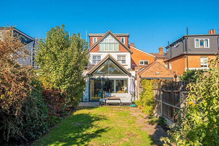 4 Bedroom Property For Sale In Elmgrove Road, Weybridge, KT13
