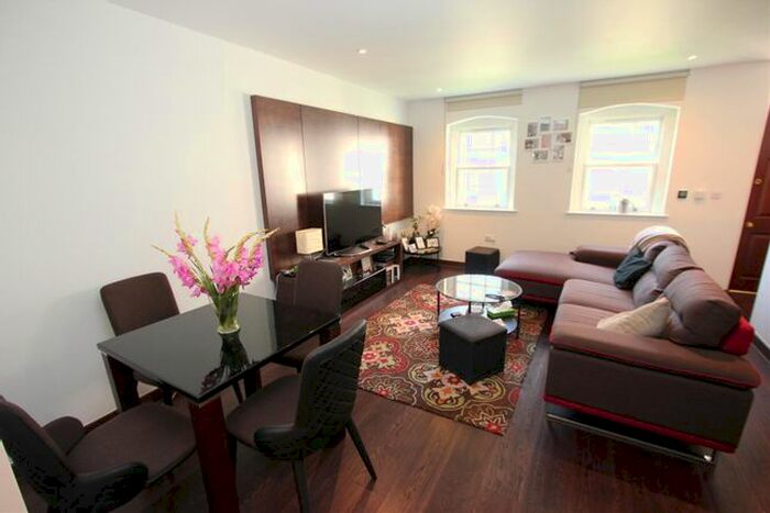 Studio To Rent In Queen Victoria Terrace, Sovereign Court, Wapping, E1W