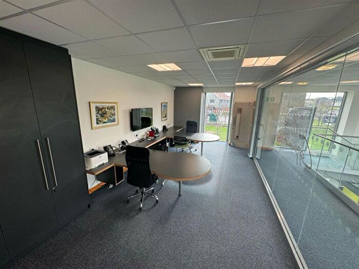 Commercial Property To Rent In Office Space - Boscombe Road, Dunstable, LU5