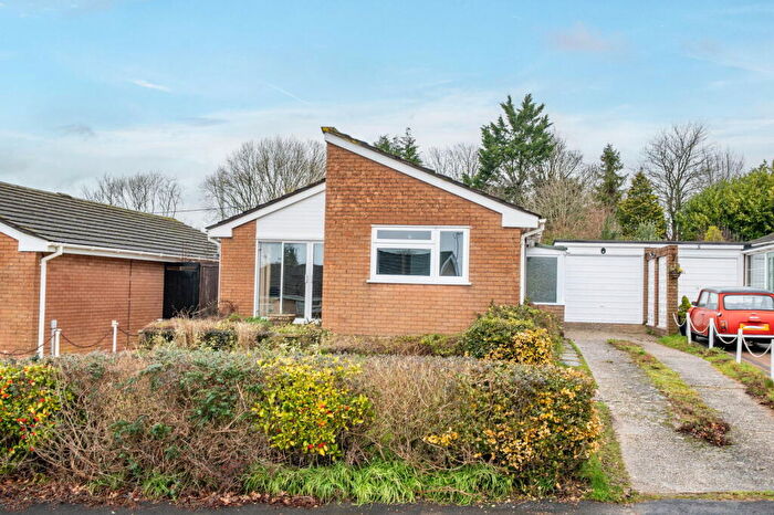 3 Bedroom Detached Bungalow For Sale In Kingsley Park, Whitchurch, RG28