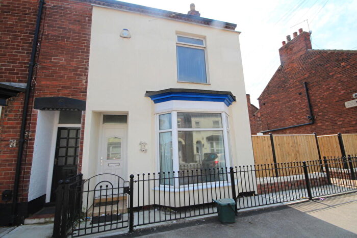 2 Bedroom End Of Terrace House To Rent In Rosmead Street, Hull, East Riding Of Yorkshire, HU9