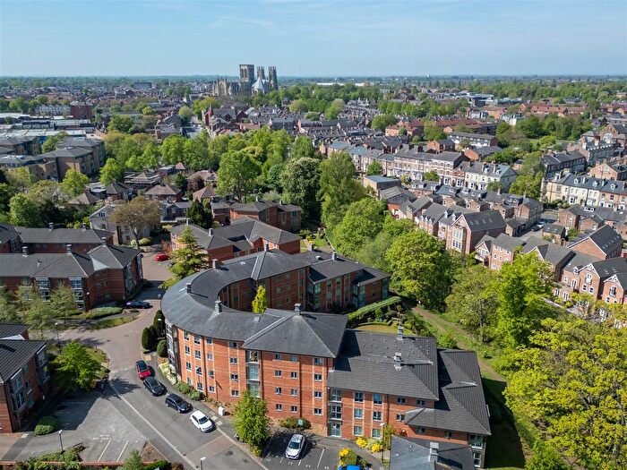 1 Bedroom Flat To Rent In Drummond House, College Mews, York, YO31