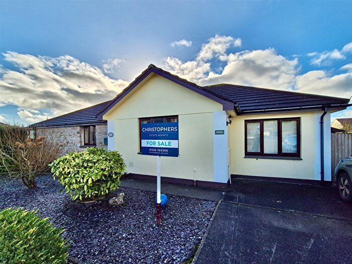 4 Bedroom Detached Bungalow For Sale In Gwendrona Close, Helston, TR13