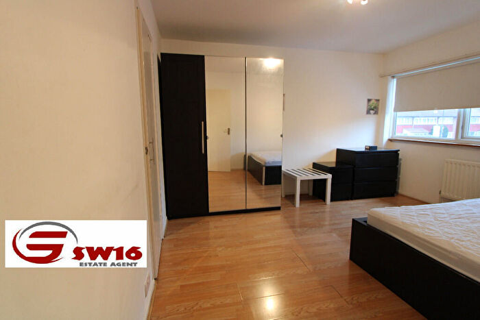 1 Bedroom Flat To Rent In Priestley Road, London, CR4