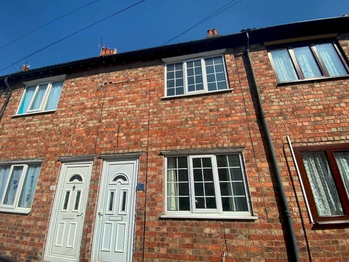 2 Bedroom Terraced House To Rent In Tyndal Road, Grantham, Grantham, NG31