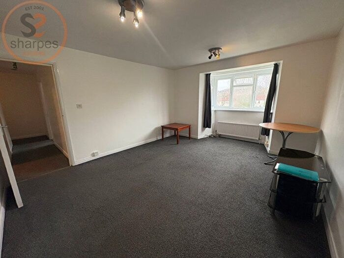 1 Bedroom Flat For Sale In Willow Court Bensham Manor Road, Thornton Heath, Surrey, CR7