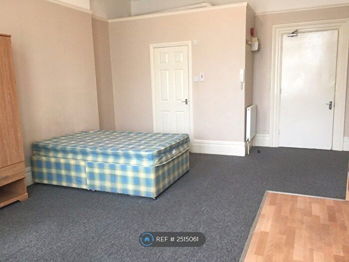 Studio To Rent In Redland Road, Bristol, BS6