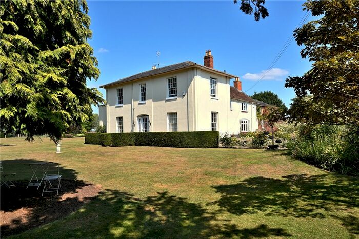 5 Bedroom Detached House For Sale In Stoulton, Worcester, Worcestershire, WR7