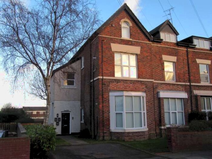 3 Bedroom Flat To Rent In Rock Ferry, Birkenhead, Liverpool, Merseyside, CH42