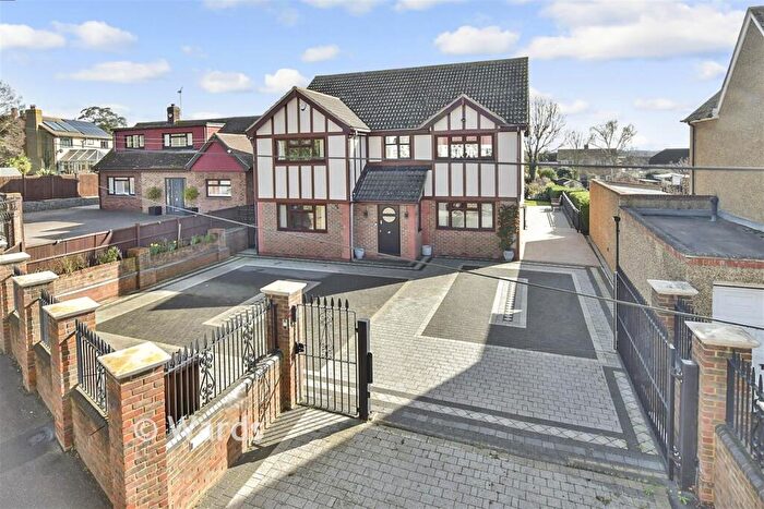 5 Bedroom Detached House For Sale In Minster Road, Minster On Sea, Sheerness, Kent, ME12