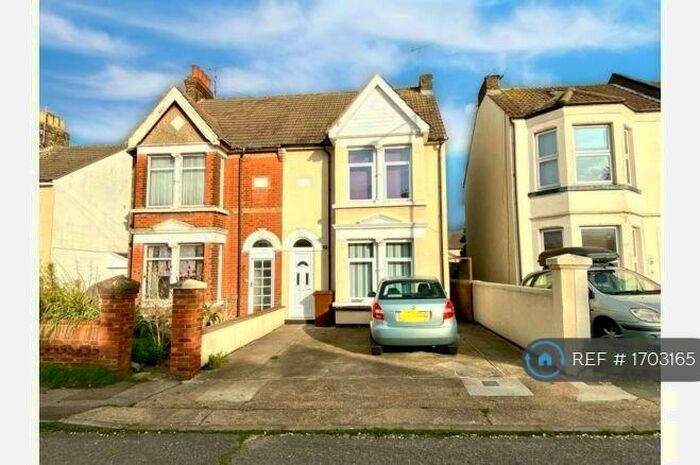 4 Bedroom Semi-Detached House To Rent In Nelson Road, Gillingham, ME7