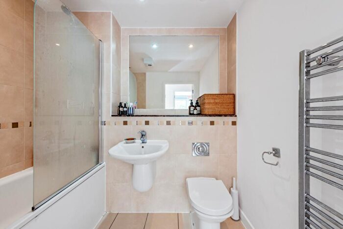 1 Bedroom Flat To Rent In Wenlock Road, N1