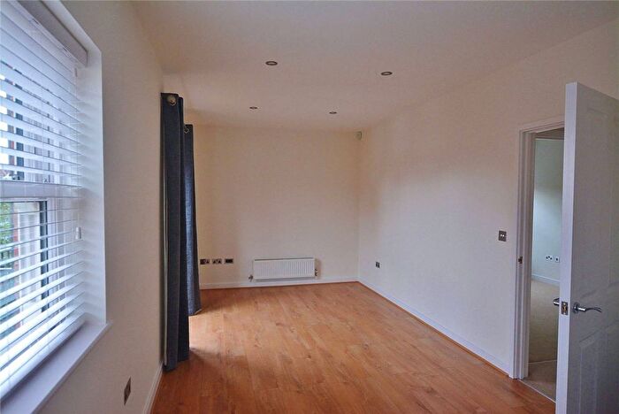 1 Bedroom Flat To Rent In Museum Mews, Bushey, WD23