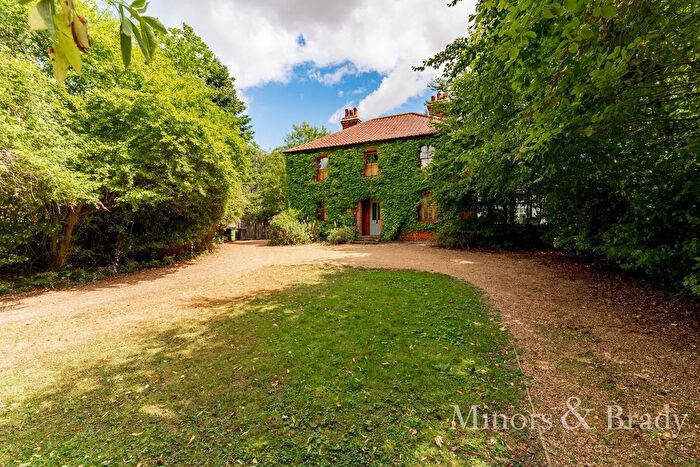 4 Bedroom Detached House To Rent In Ploughboy Lane, Saham Hills, IP25