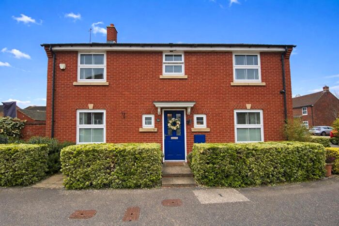 4 Bedroom Detached House For Sale In Violet Way, Yaxley, Peterborough, PE7