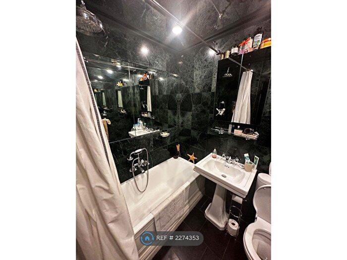 1 Bedroom Flat To Rent In Duke Of York Street, London, SW1Y