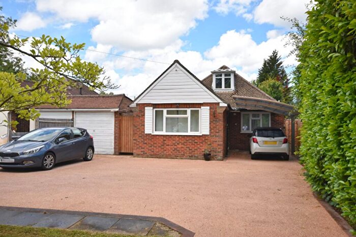 3 Bedroom Bungalow For Sale In Povey Cross Road, Horley, Surrey, RH6