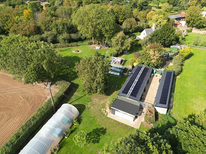 4 Bedroom House For Sale In Four Bedroom House And Kennels / Cattery, Ipswich, Suffolk, IP8