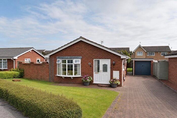 2 Bedroom Bungalow For Sale In South Vale, Northallerton, North Yorkshire, DL6