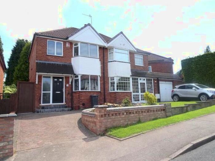 3 Bedroom House To Rent In White Farm Road, Sutton Coldfield., B74