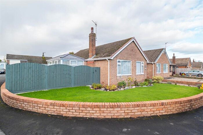 2 Bedroom Detached Bungalow For Sale In Southfield Drive, New Longton, Preston, PR4