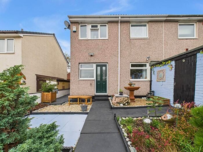3 Bedroom End Terrace House For Sale In Kershaw Lane, Knottingley, WF11