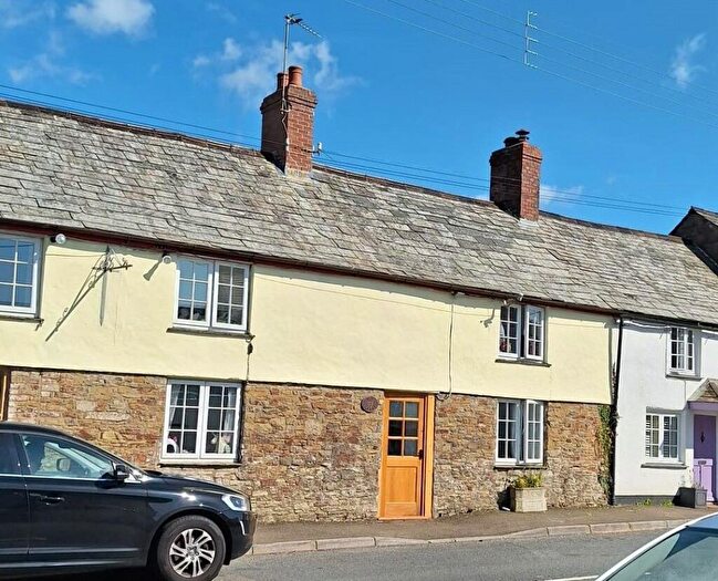 4 Bedroom Terraced House For Sale In Kilkhampton, Bude, EX23