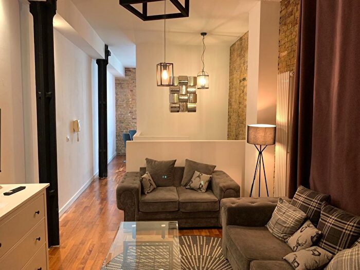 2 Bedroom Flat For Sale In Gunmakers Lane, London, E3