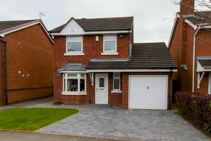 3 Bedroom Detached House To Rent In Yale Drive, Wednesfield, Wolverhampton WV11